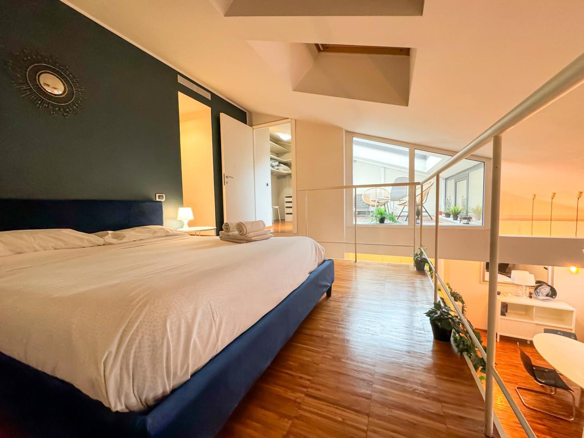 Navigli Design With Balcony *